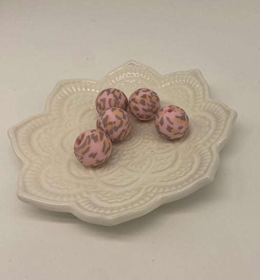 Pack of 5 silicone 15mm beads - Pink leopard